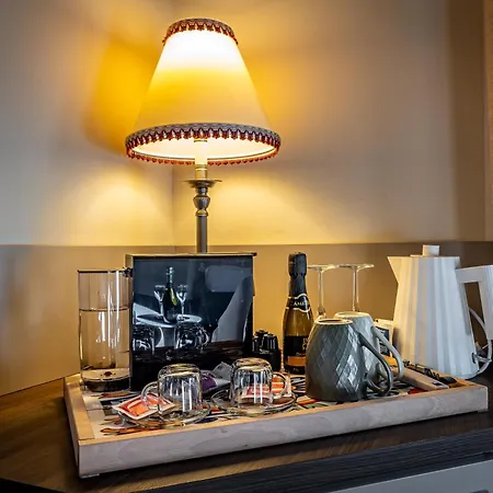 Aparthotel Le Torri By Dimora Collection - Penthouse With Medieval Tower Views - Adults Only